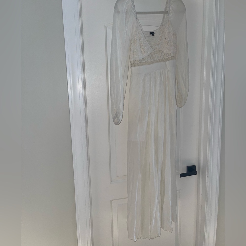 White bohemian crotchet long sleeve midi dress